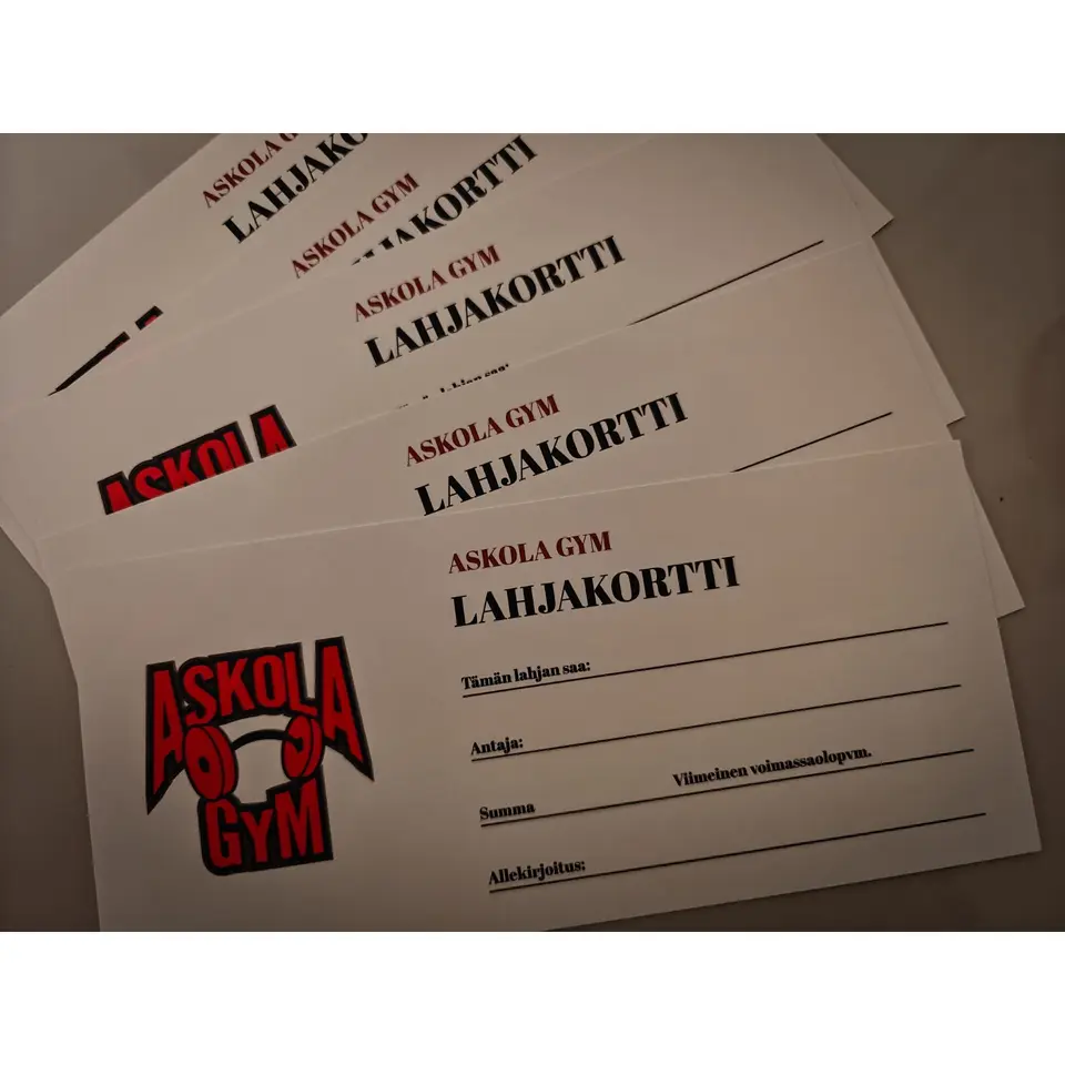 Askola Gymin lahjakortteja pöydällä